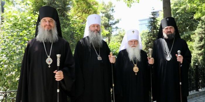 В день памяти свт. Луки Крымского митрополит Феодосий сослужил главе Среднеазиатского митрополичьего округа митрополиту Викентию