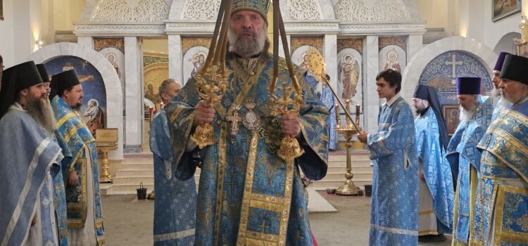 Епископ Питирим совершил первую Божественную литургию по возвращении на Душанбинскую кафедру